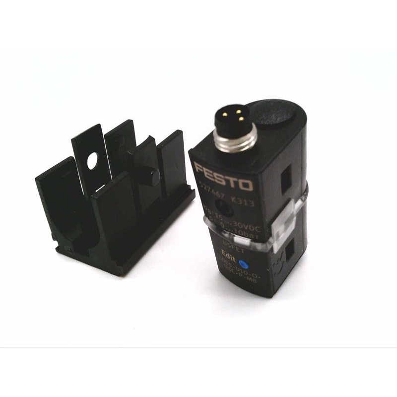 Датчик давления Festo SDE5-D10-O-Q6E-P-M8