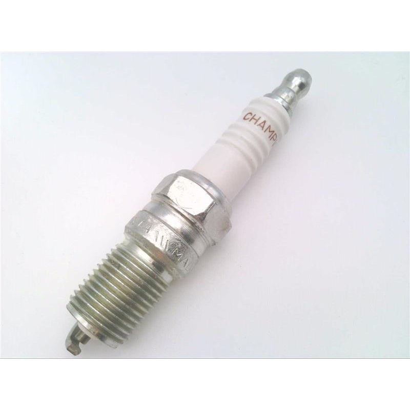 Свеча зажигания Champion Spark Plugs RS12YC