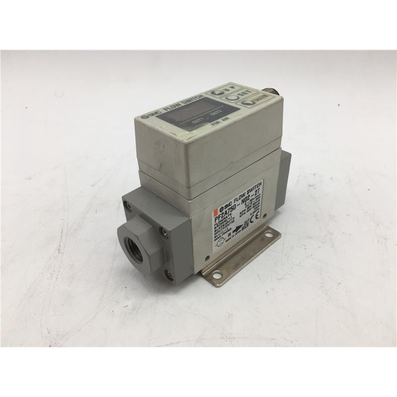 Цифровой переключатель потока SMC PF2A750-N02-27