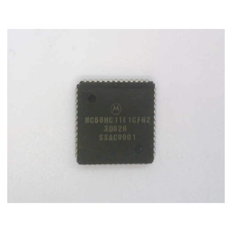 Микроконтроллер MC68HC11E1CFN2