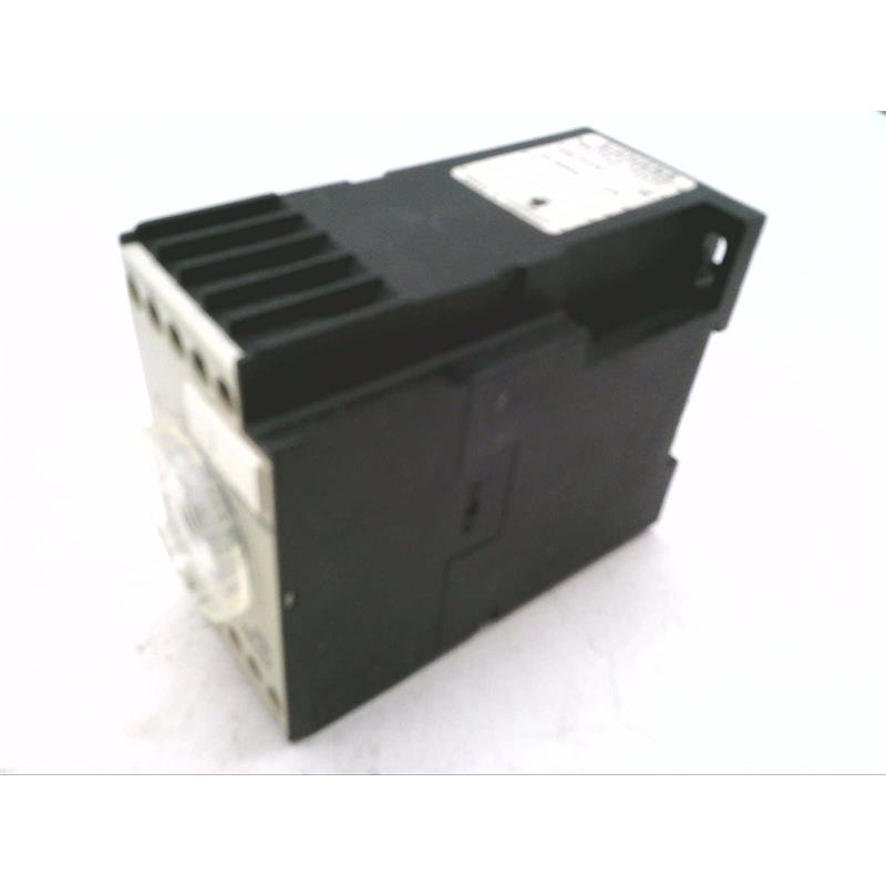 Задержка включения таймера Siemens 7PV2240-2AN20