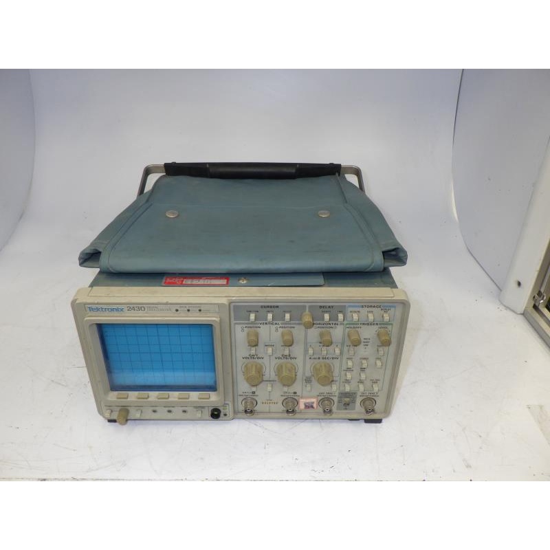 Измеритель источника Tektronix 2430