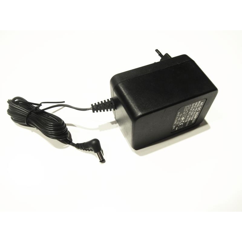 AC-DC адаптер DVE DV-751AUP