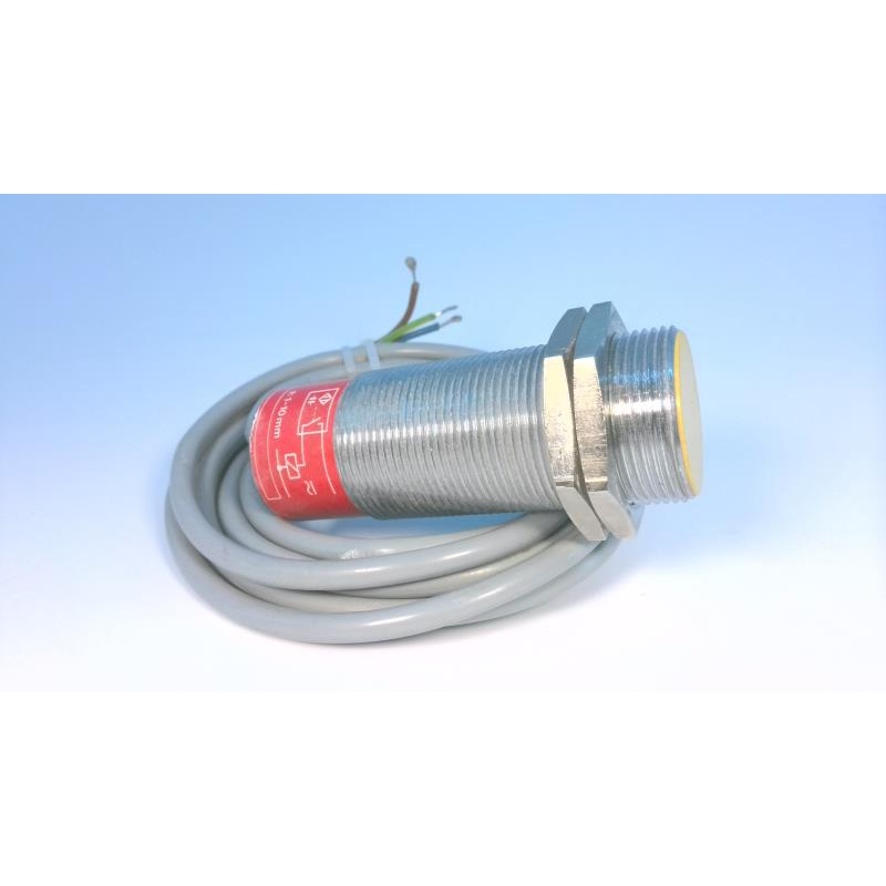 Бесконтактный выключатель BC10-M30-ADZ3X