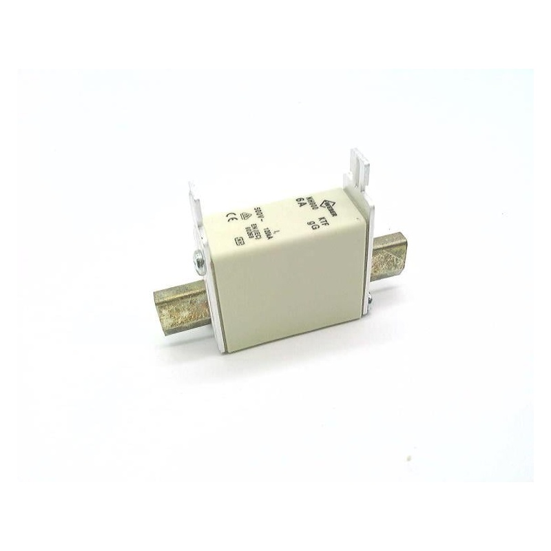 Плавкая вставка с лезвием DIN NH000KTF-06