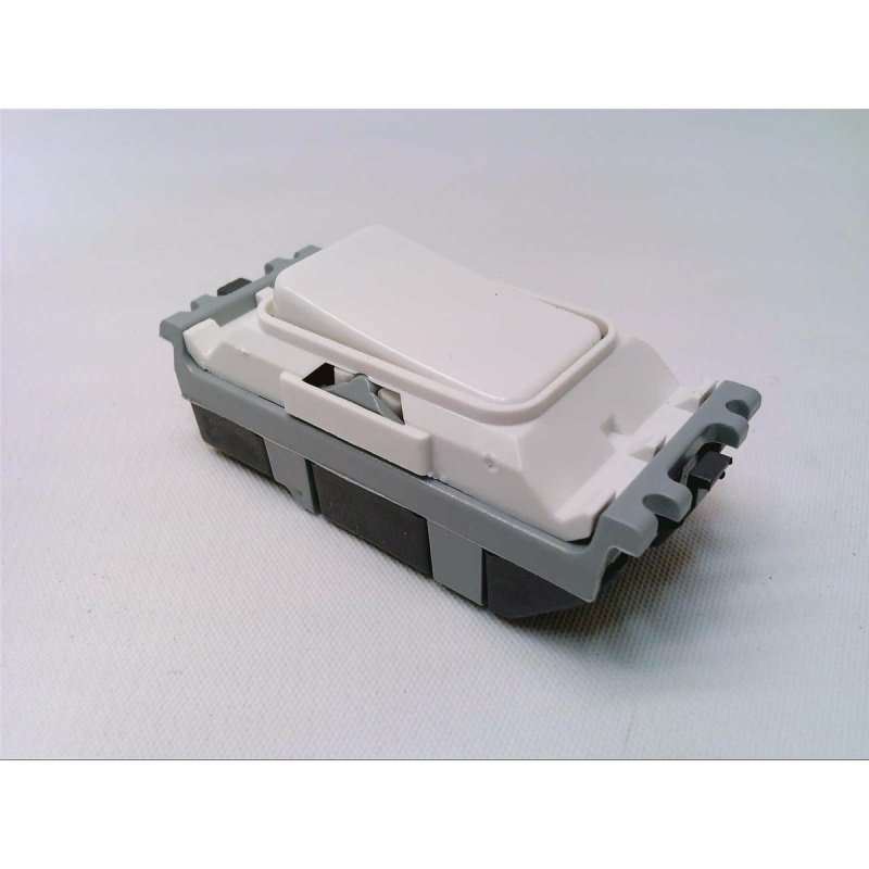 Сетевой переключатель MK Products K4881-WHI