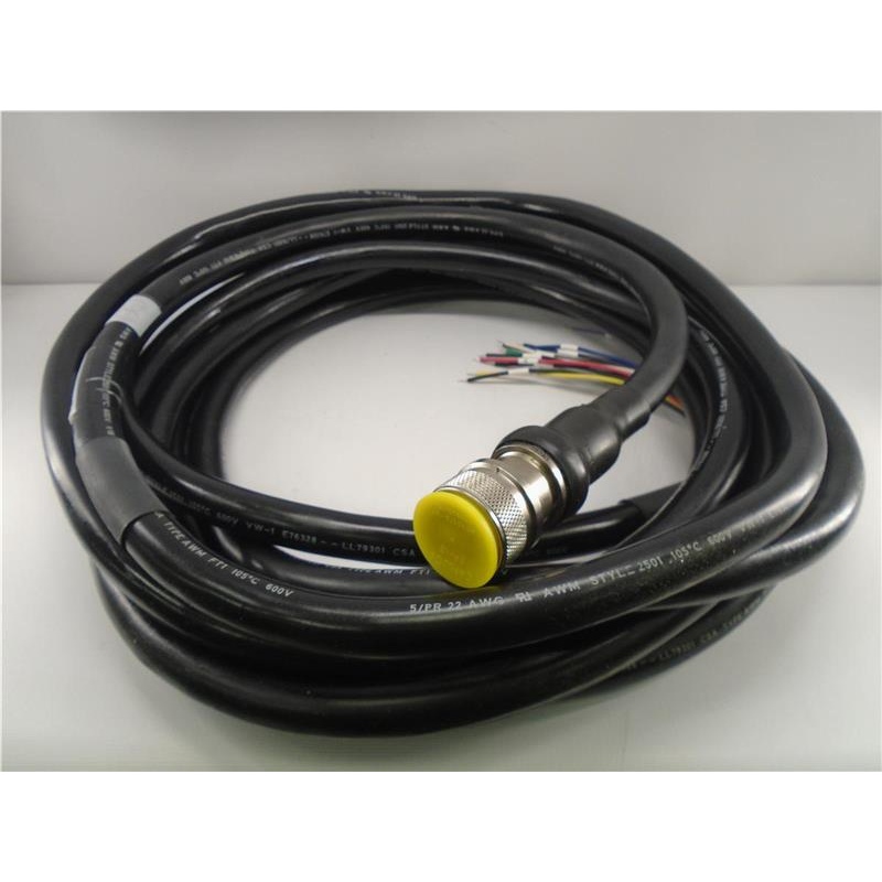 Приводные кабели и аксессуары Schneider Electric 122-001-025