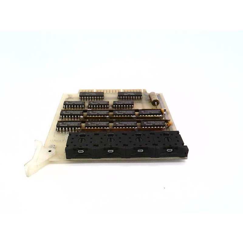 ПЛК (программируемые логические контроллеры) Lloyd Controls PC7093