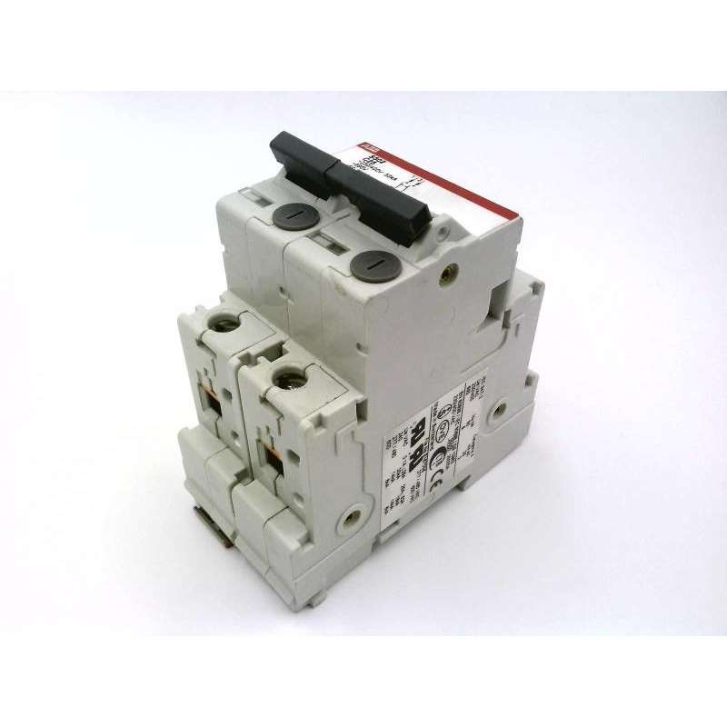 Автоматический выключатель ABB 2CCF011724R0001