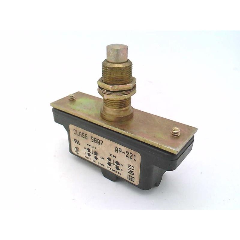 Защелкивающийся переключатель Telemecanique Sensors 9007AP221