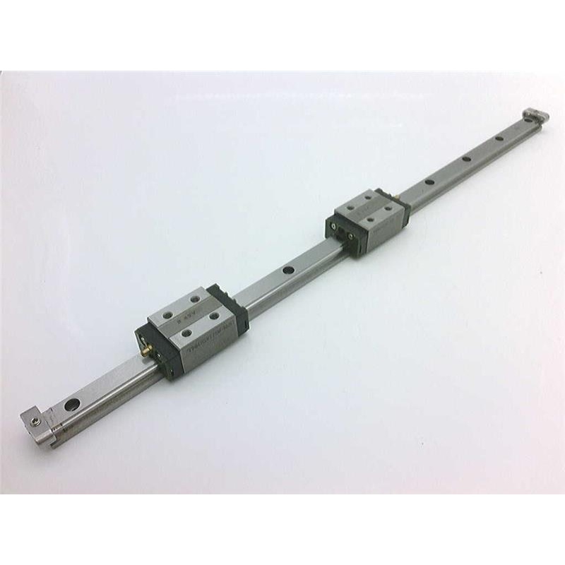 Линейный подшипник HSR12R2UU-C0M-390L