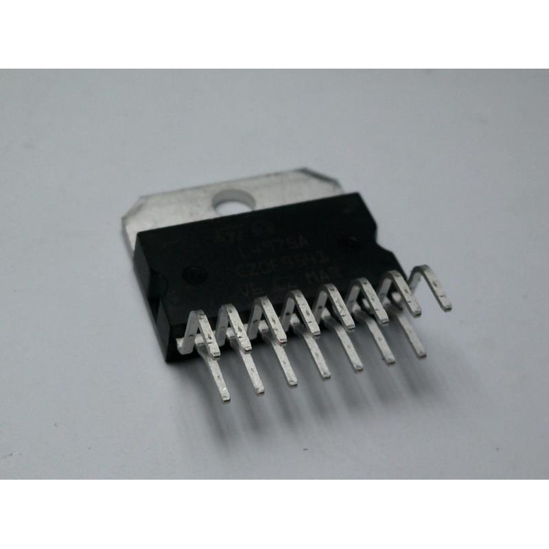 Микросхема переключающего регулятора ST Micro L4975A