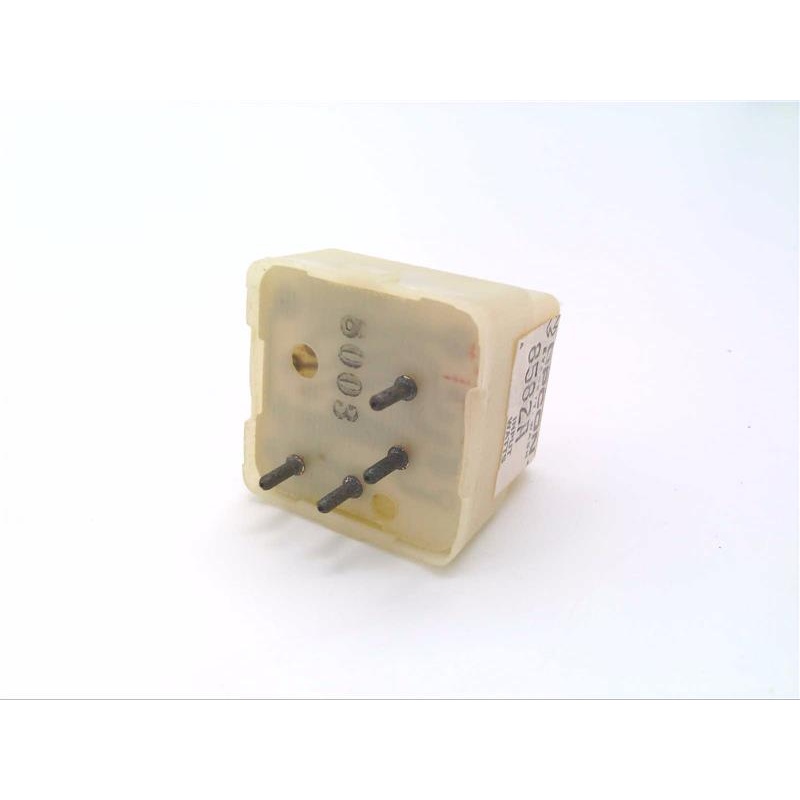 Транзистор Eaton 8582A