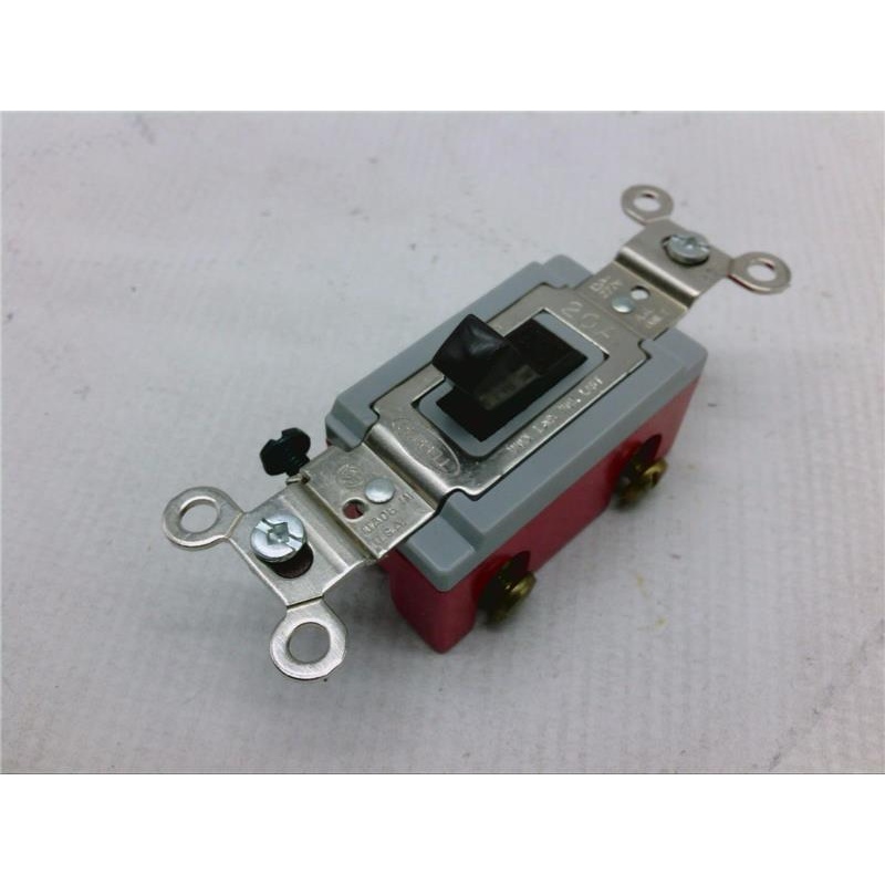Переключатель Hubbell 1222R