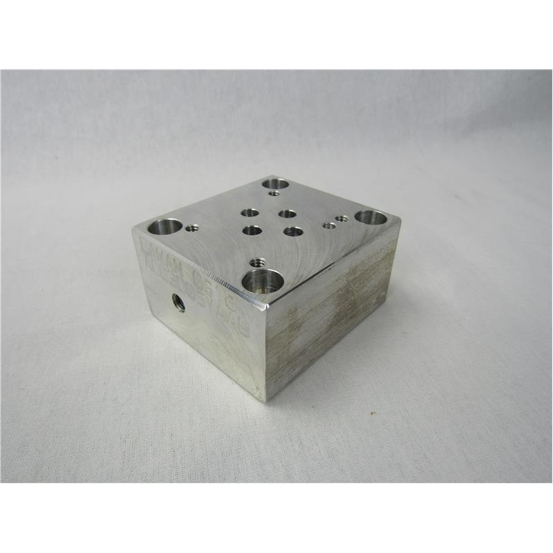 Алюминиевый адаптер клапана Daman Products AD03D05VAAB
