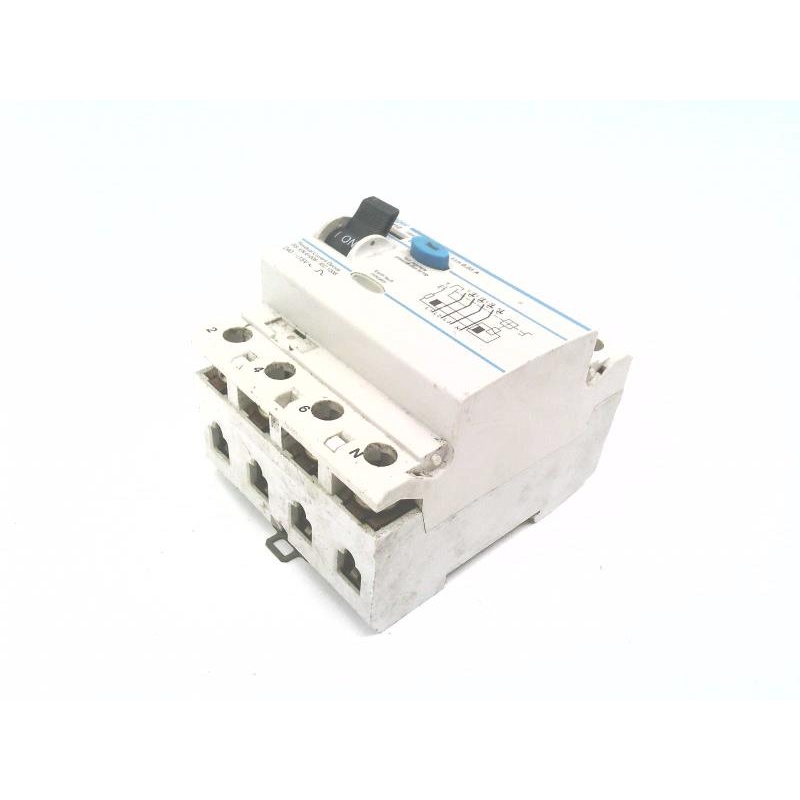 Автоматический выключатель Hager CD 441Z