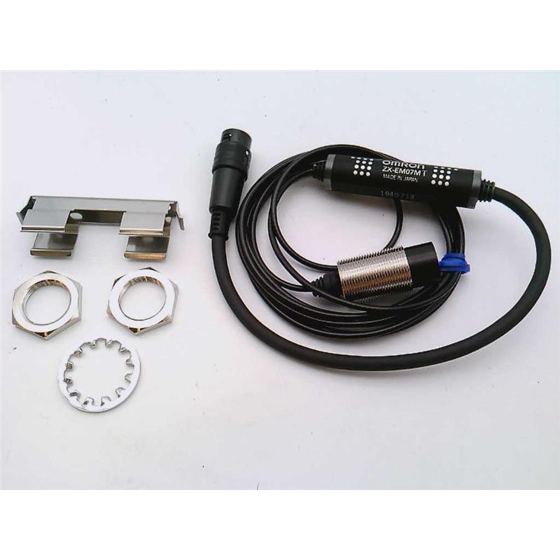 Бесконтактный датчик Omron ZXEM07MT