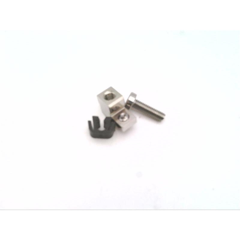 Кронштейны Balluff BMF 305-HW-17