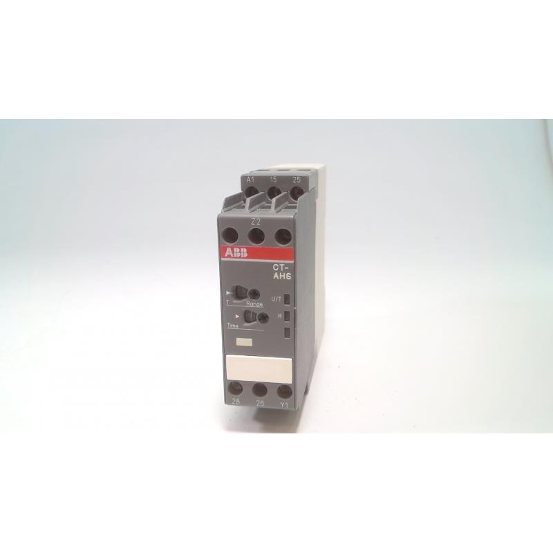 Однофункциональное реле задержки времени ABB 1SVR630110R3300