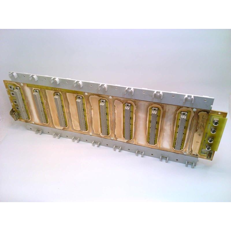 Стойка Eaton 40071343723